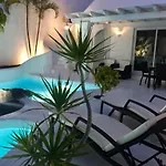 Lujo Tranquila Con Piscina A 5 Min Playa Κοραλέχο